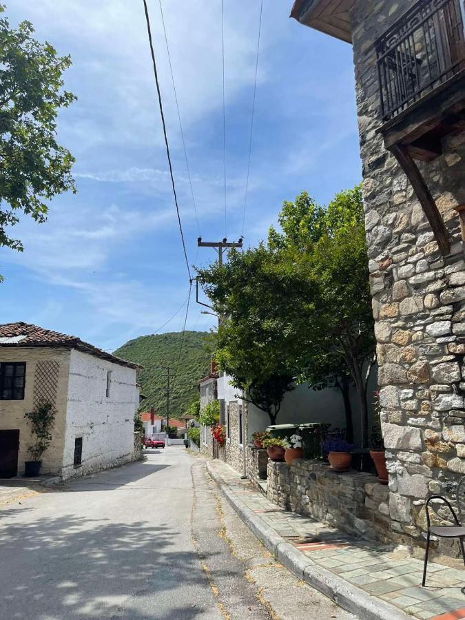 Exohi Apartments Vrasna Bagian luar foto