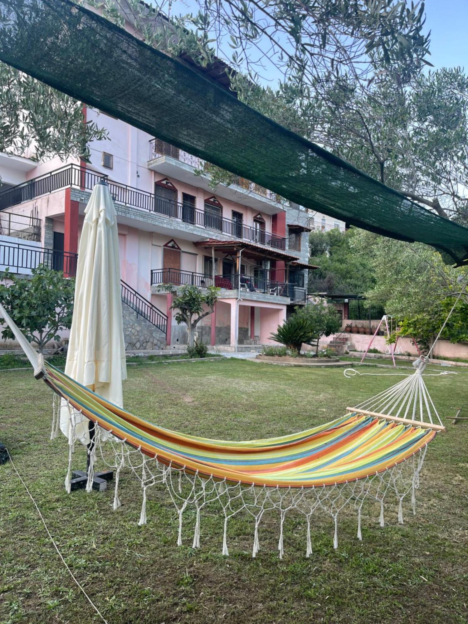 Exohi Apartments Vrasna Bagian luar foto